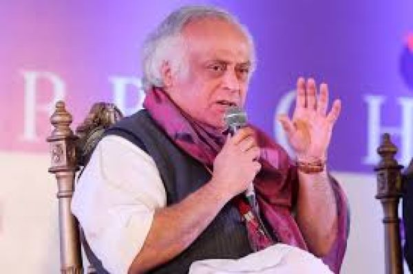 केरल में कांग्रेस आज बताएगी मुख्यमंत्री का नाम, दौड़ में कौन शामिल