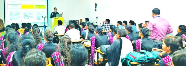 दीर्घकालीन पाश्चात्य शिक्षा दर्शन से हट एकीकृत विकास को बढ़ावा देना आवश्यक-राजीव चौधरी