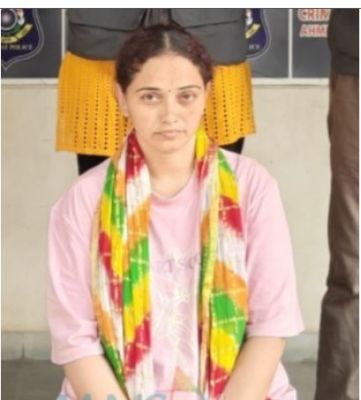 1.66 करोड़ रुपए के सोने की चोरी मामले में अहमदाबाद क्राइम ब्रांच ने ज्वेलरी स्टोर के कर्मचारी को किया गिरफ्तार 