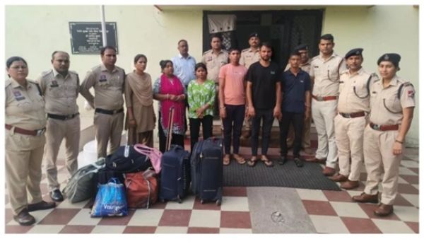 ट्रेन से भाग रहे दो करोड़ की ठगी के आरोपी बिलासपुर में दबोचे गए
