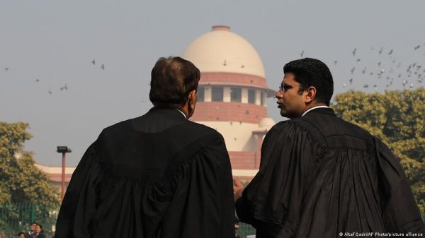 महिला वकीलों के लिए 30 फीसदी आरक्षण की मांग, सुप्रीम कोर्ट ने जारी किया नोटिस