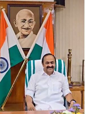 केरल के सीएम वी.डी. सतीशन ने राजीव गांधी को दी श्रद्धांजलि, बोले-सौम्य, स्नेहिल और दूरदर्शी नेता थे 