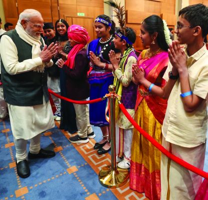 नाचा नॉर्डिक चैप्टर ने समृद्ध छत्तीसगढ़ी लोक संस्कृति से प्रधानमंत्री मोदी का किया स्वागत