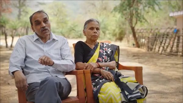 बस्तर के जंगलों से राष्ट्रपति भवन तक: गोडबोले दंपत्ति के मूक त्याग को मिलेगा देश का सर्वोच्च सम्मान