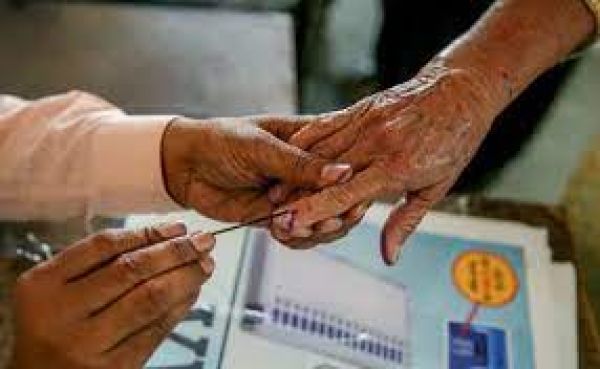 हिमाचल प्रदेश : पंचायत चुनाव के पहले चरण के लिए मतदान शुरू, छह जिलों में लू का अलर्ट