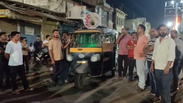 कोटमी हाट में भीड़ के बीच सर्राफा कारोबारी के सीने में गोली मारकर हत्या