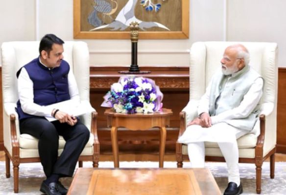 महाराष्ट्र के सीएम फडणवीस की पीएम मोदी से मुलाकात, इन मुद्दों पर हुई चर्चा