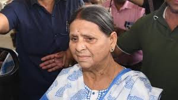 बिहार की पूर्व मुख्यमंत्री राबड़ी देवी को फिर दिया गया बंगला खाली करने का नोटिस