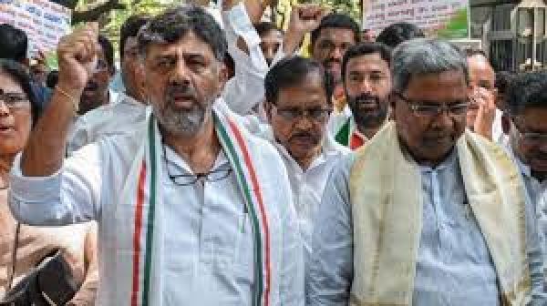 कर्नाटक में आज शाम कांग्रेस विधायक दल की बैठक, डीके शिवकुमार चुने जा सकते हैं नेता