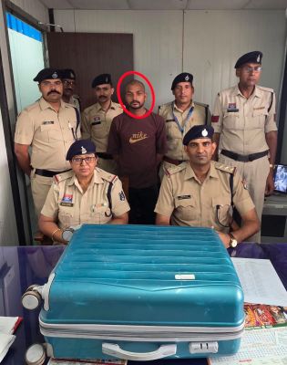 11 गांजा जब्त, आरोपी गिरफ्तार