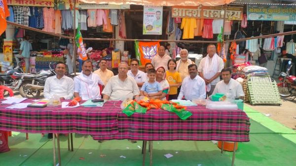 निकाय-पंचायत उपचुनाव, मतदान धीमा