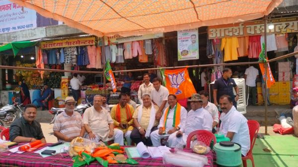निकाय-पंचायत उपचुनाव, मतदान धीमा