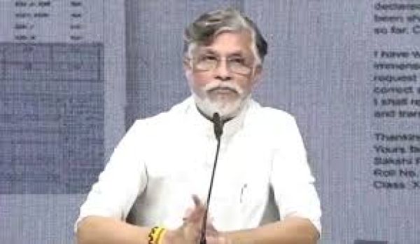 कांग्रेस ने सीबीएसई पर मोदी सरकार से पूछे ये पांच सवाल