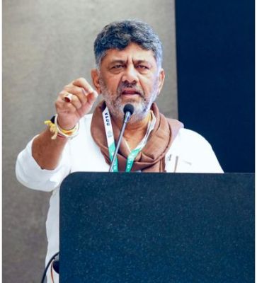 कर्नाटक के मुख्यमंत्री पद की शपथ लेने से पहले डीके शिवकुमार ने गांधी परिवार का जताया आभार