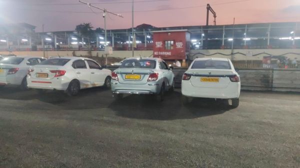रायपुर स्टेशन पर कार पार्किंग अब एक्सप्रेस वे के नजदीक