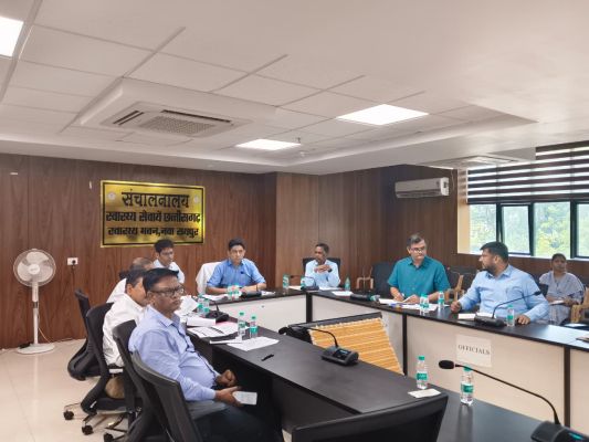 शासकीय सुपरस्पेशियलिटी अस्पतालों में सभी मशीनें ठीक रखने निर्देश