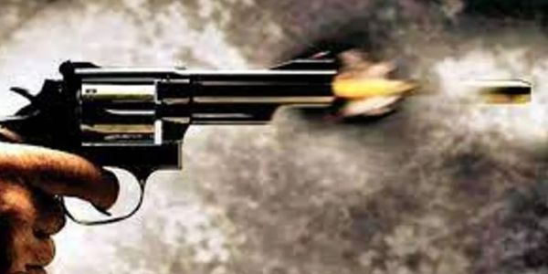 मथुरा में पारिवारिक विवाद में पति ने पत्नी की गोली मारकर हत्या की, फिर खुद की जान ली