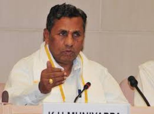 रामलिंगा रेड्डी के बाद मंत्री मुनियप्पा ने भी विभागों के आवंटन पर असंतोष जताया