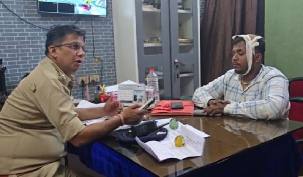 दिनदहाड़े व्यापारी पर जानलेवा हमला, 1.66 लाख रुपये और सोने की चेन लूटकर फरार हुए बदमाश