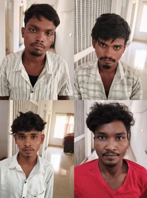 कार सवार से शराब के लिए मांगे रूपये, मना करने पर 4 युवकों ने रोका रास्ता और दी गालियां