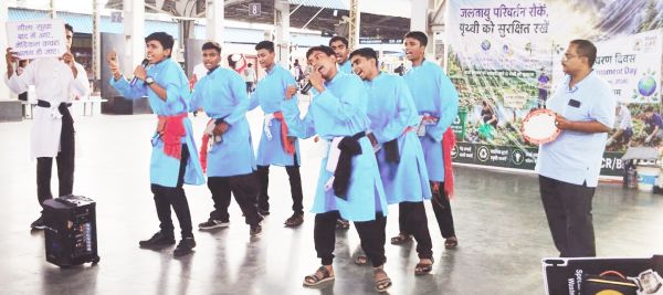 स्वच्छता और कचरा पृथक्करण के महत्व पर सीईसीबी-न.नि. बिलासपुर जागरूकता रैली