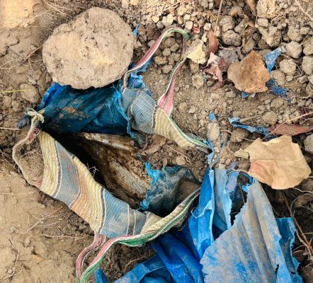 टेकमीटोला के जंगल में 5 किलो का प्रेशर कुकर बम बरामद, किया निष्क्रिय