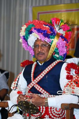 1763273540Vishnudev_Sai_Ravat_naach_Mahotsava_2.jpeg 1763273540Vishnudev_Sai_Ravat_naach_Mahotsava_2.jpeg