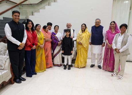 1764521265R-2.jpg 1764521265R-2.jpg