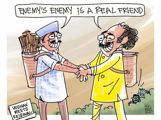 कार्टूनिस्ट मीका अजीज़