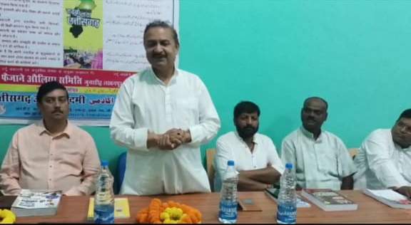 उर्दू पुस्तकालय एवं अध्ययन केंद्र का शफी अहमद ने किया उद्घाटन