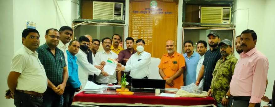  भाजपा किसान मोर्चा ने मांगों को ले राज्यपाल के नाम कलेक्टर को सौंपा ज्ञापन