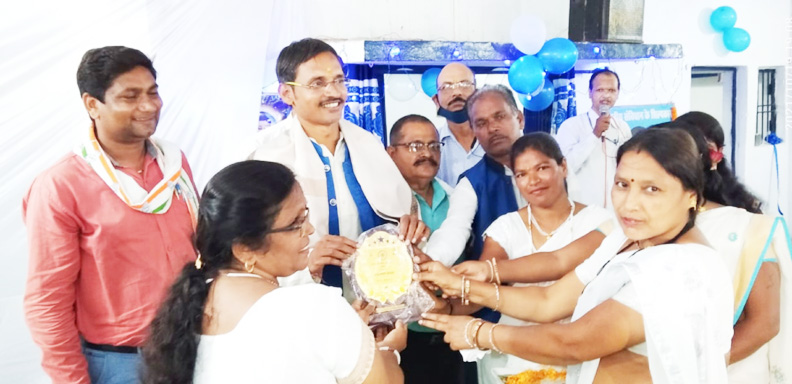 धम्मचक्र प्रवर्तन दिवस सोल्लास सम्पन्न, वर्षावास का भी समापन