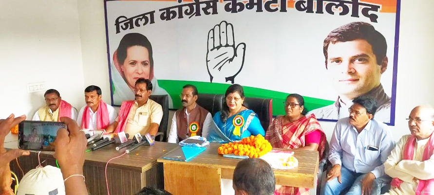 किसानों को आर्थिक रूप से सक्षम कर रही है प्रदेश सरकार-कुंवर सिंह किसानों को आर्थिक रूप से सक्षम कर रही है प्रदेश सरकार-कुंवर सिंह