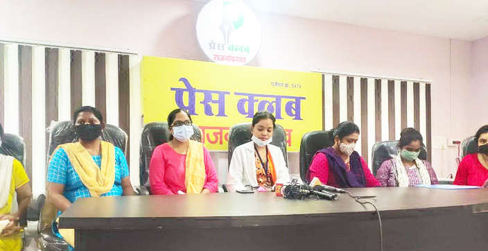 प्रदर्शक पद पर पदोन्नति से भडक़ी स्टॉफ नर्सेस प्रदर्शक पद पर पदोन्नति से भडक़ी स्टॉफ नर्सेस
