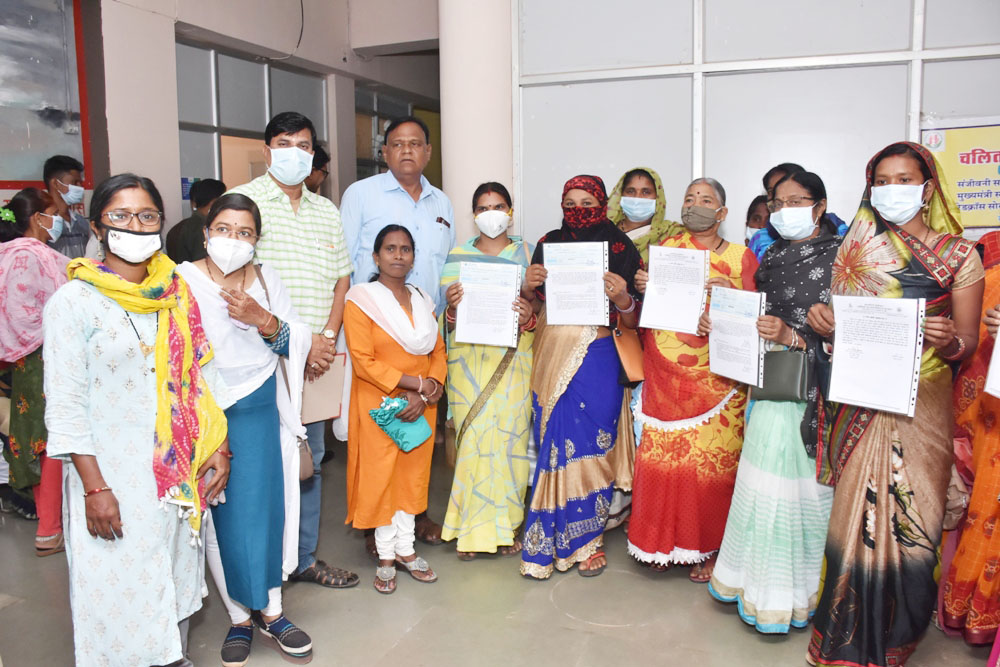 मेगा लीगल सर्विस कैंप के जरिए जि़ले के 4240 हितग्राहियों को किया लाभान्वित