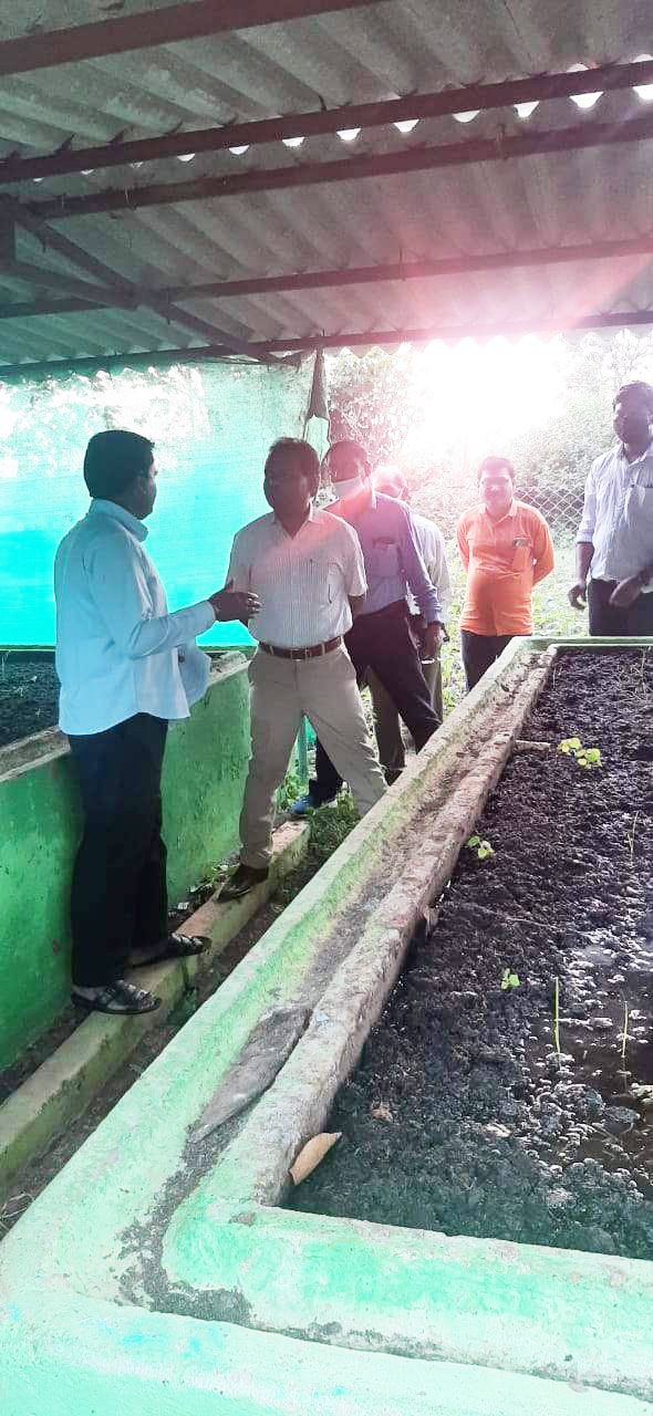 गोठान के समुचित विकास नहीं होने पर सीईओ को नोटिस