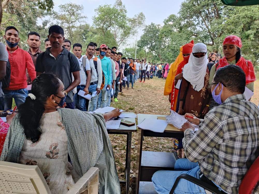    बस्तर फाइटर्स में भर्ती के लिए पुलिस दे रही युवाओं को नि:शुल्क प्रशिक्षण