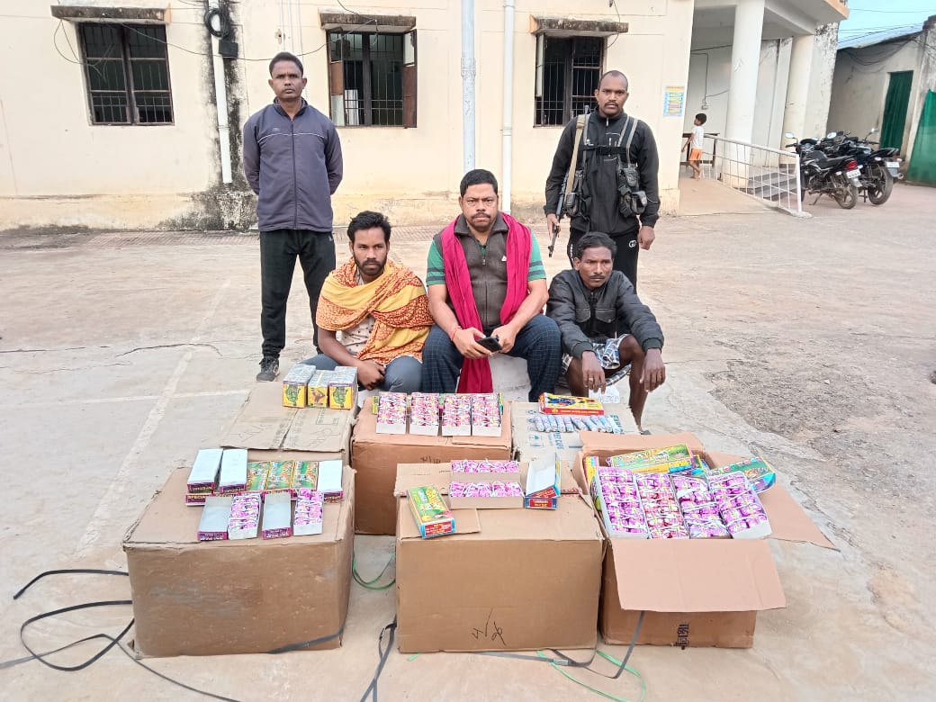 पुलिस ने नक्सलियों की सप्लाई चैन तोड़ी पुलिस ने नक्सलियों की सप्लाई चैन तोड़ी