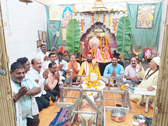 भोजपुरी समाज ने किया छठ पूजा पूर्व सुंदरकांड पाठ का अनुष्ठान