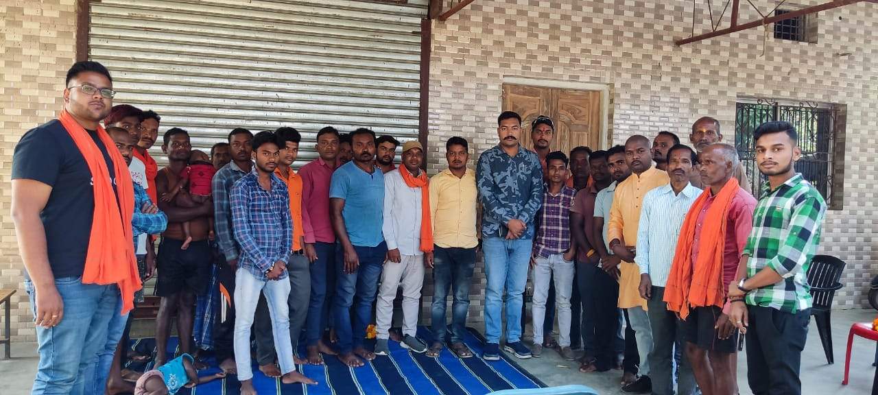 युवा मोर्चा का एक-एक कार्यकर्ता भाजपा की रीढ़ की हड्डी -विश्व विजय सिंह