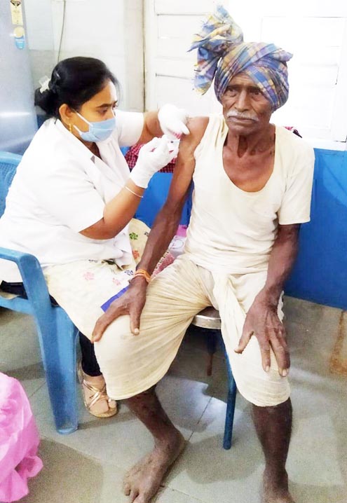 टीकाकरण महा अभियान में लक्ष्य से कम उपलब्धि पर जताई नाराजगी टीकाकरण महा अभियान में लक्ष्य से कम उपलब्धि पर जताई नाराजगी