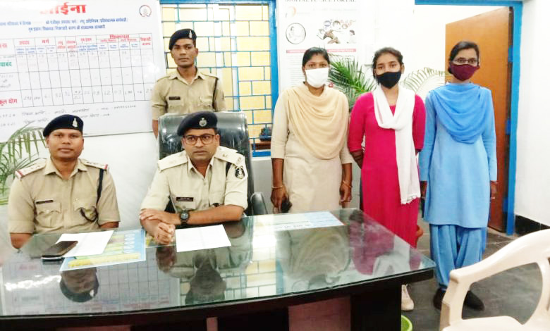 ऑनलाइन ठगी, दिल्ली की युवती मनेन्द्रगढ़ से  गिरफ्तार