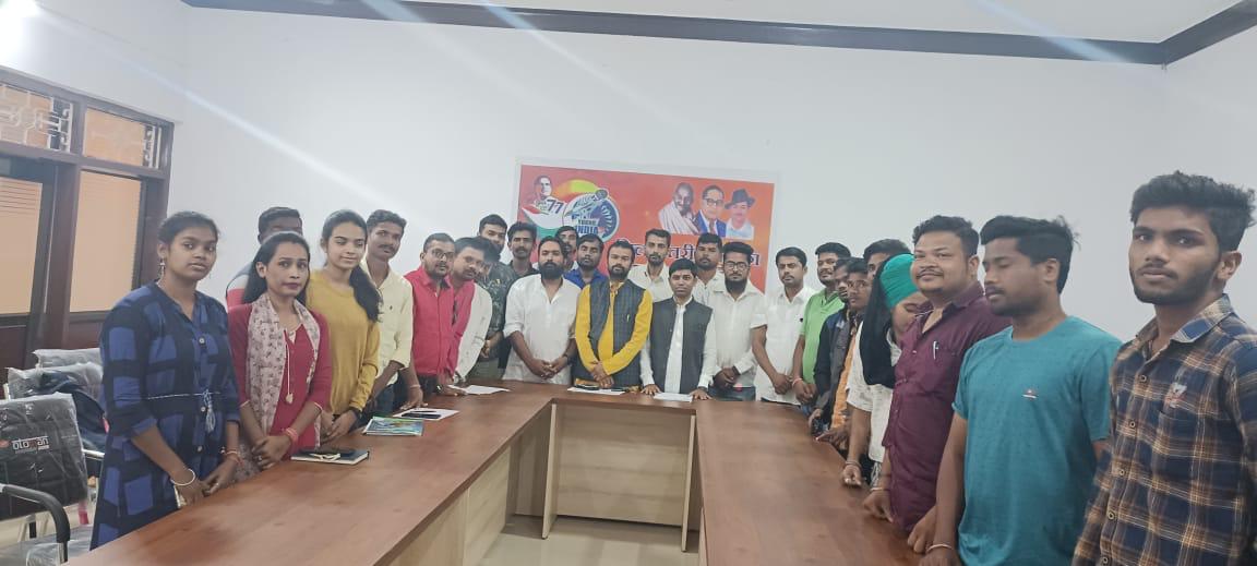 जिला स्तरीय ‘यंग इंडिया के बोल’ प्रवक्ता चयन प्रतियोगिता जिला स्तरीय ‘यंग इंडिया के बोल’ प्रवक्ता चयन प्रतियोगिता