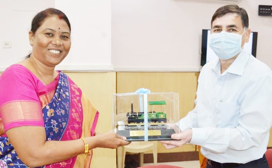 बलौदाबाजार-सारंगढ़-झाड़सुगुड़ा रेल लाईन की पहल-साय