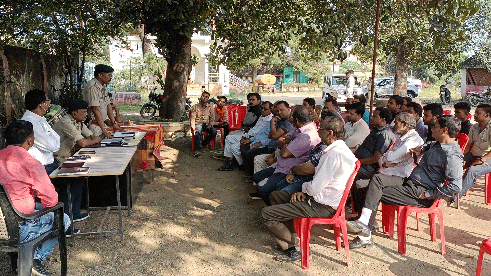 शहर की व्यवस्था को बेहतर करने बैठक