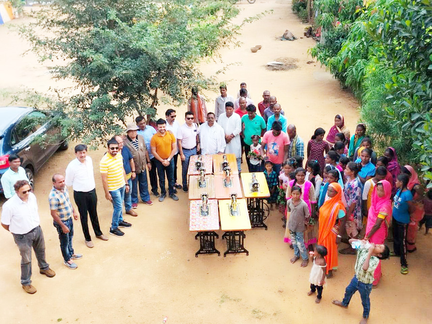 सिलाई प्रशिक्षण का उद्घाटन सिलाई प्रशिक्षण का उद्घाटन