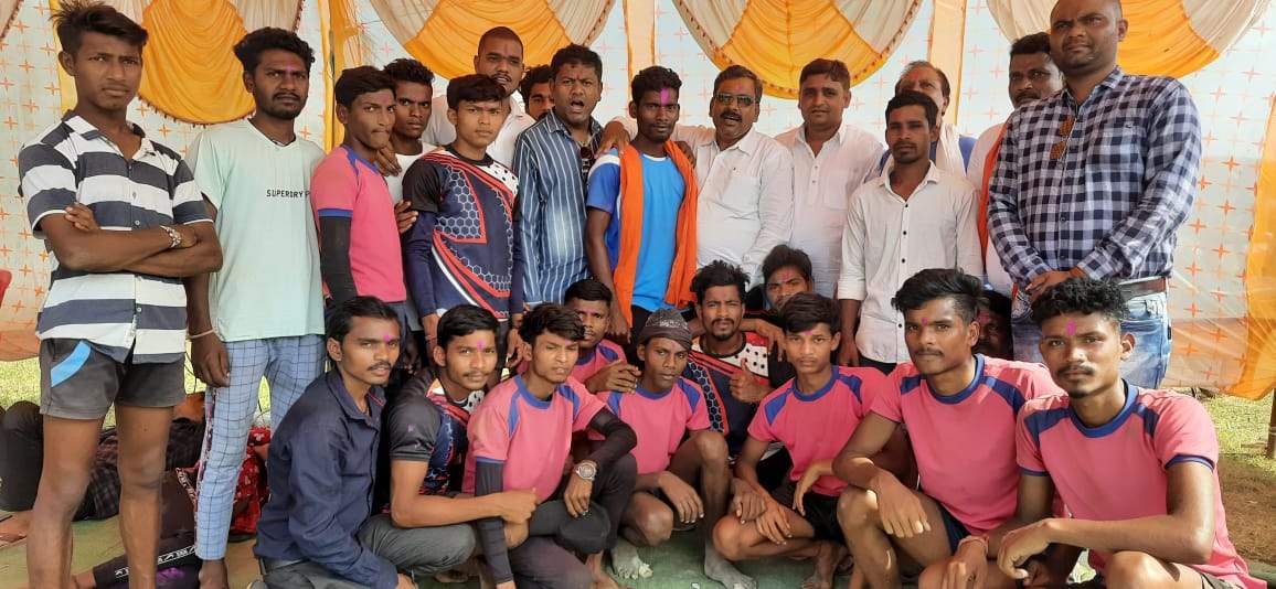 उमरवाही के युवाओं ने किया भाजपा प्रवेश उमरवाही के युवाओं ने किया भाजपा प्रवेश