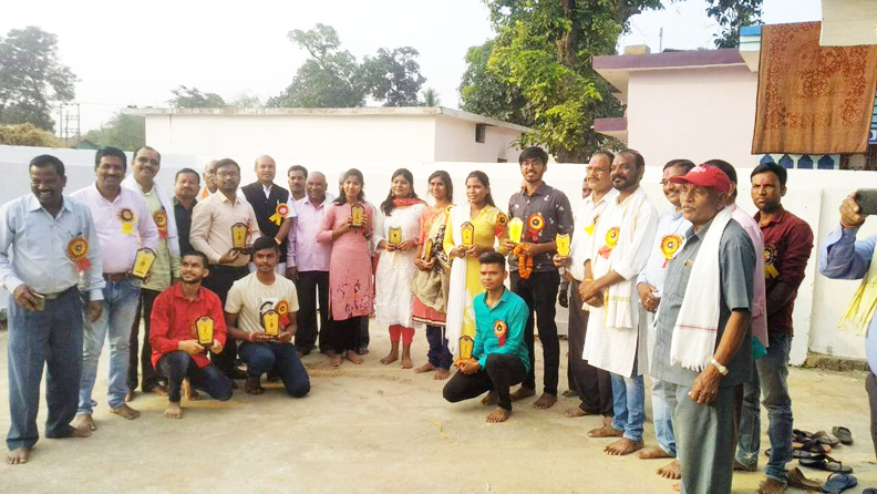 साहू समाज ने किया प्रतिभावान छात्रों का सम्मान