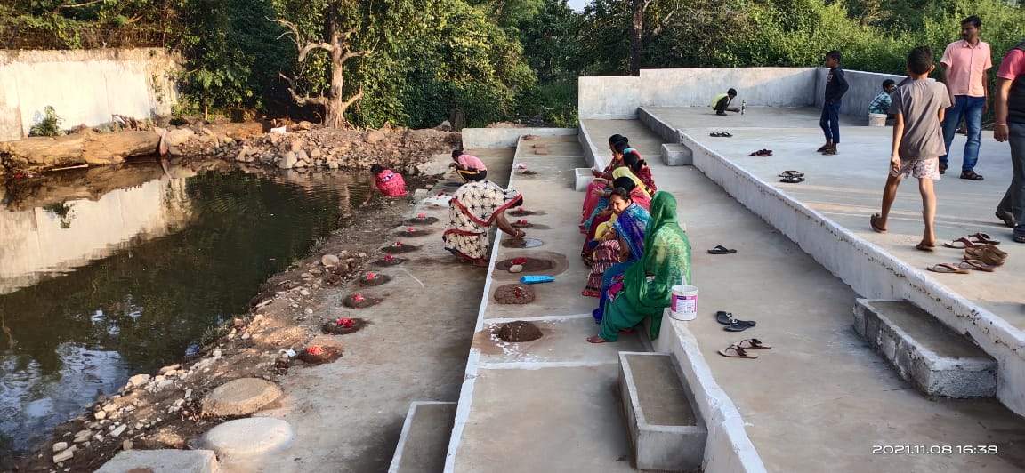 नहाय-खाय से शुरू हुआ छठ पर्व, पालिका द्वारा बनाया गया घाट