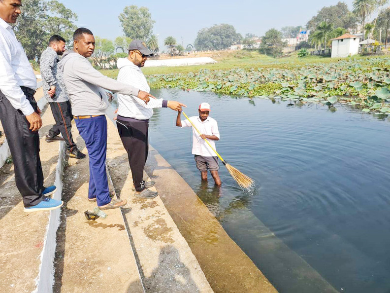 प्रबल प्रताप ने जशपुरनगर के छठ घाटों का लिया जायजा